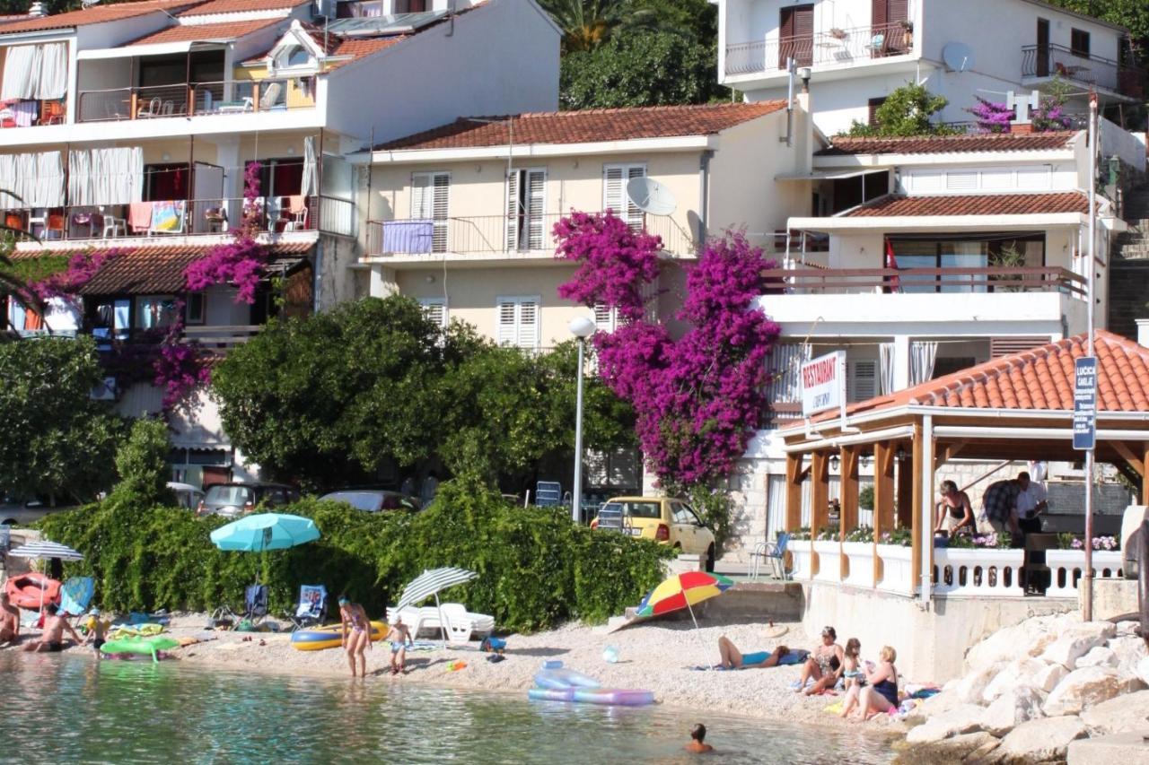 Apartments By The Sea Podgora, Makarska - 6787 외부 사진
