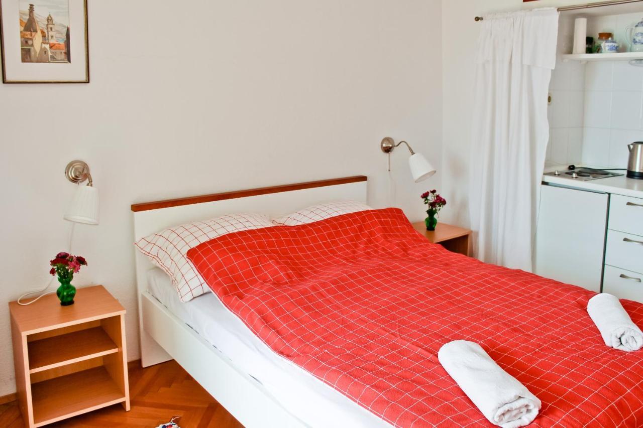 Apartments By The Sea Podgora, Makarska - 6787 외부 사진