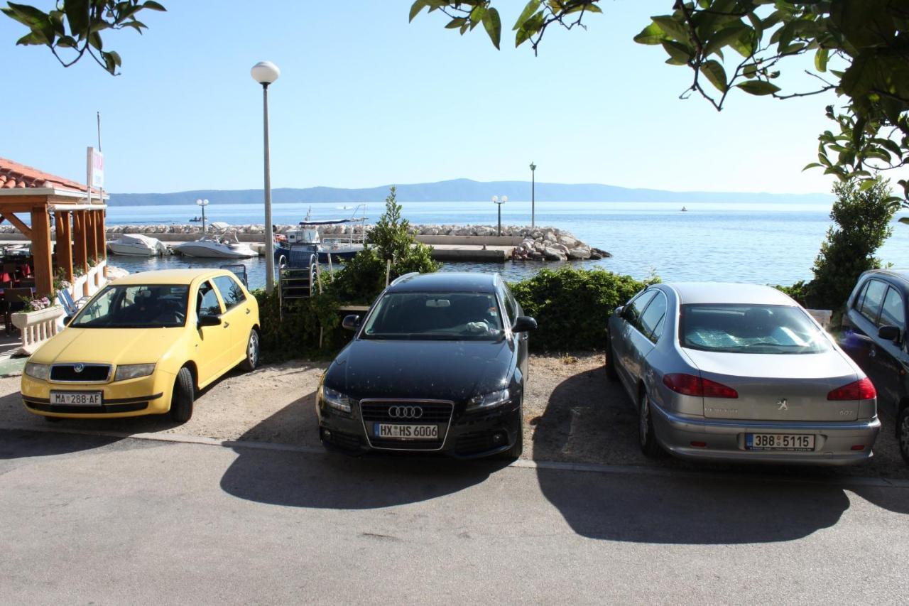 Apartments By The Sea Podgora, Makarska - 6787 외부 사진